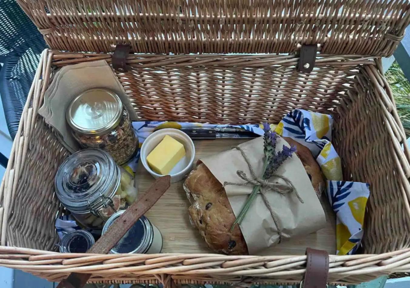 Amberley Wattle Creek Studio With Breakfast Basket מראה חיצוני תמונה